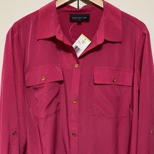Jones New York fuchsia tonal dotted roll tab sleeve button up shirt